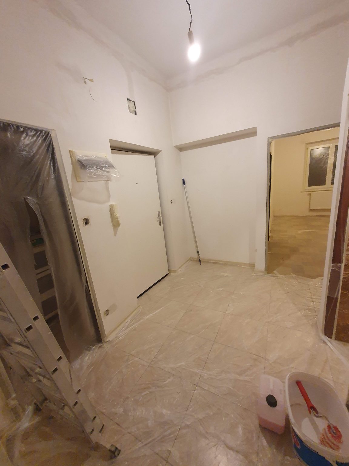 Tady už je připraveno na malování